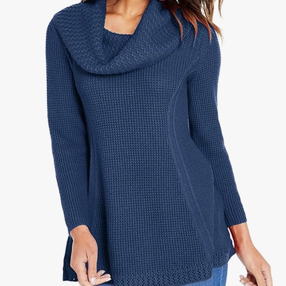 NWT Women's Trendy Blue Turtleneck Cowl Sweater Women's M - Picture 1 of 4
